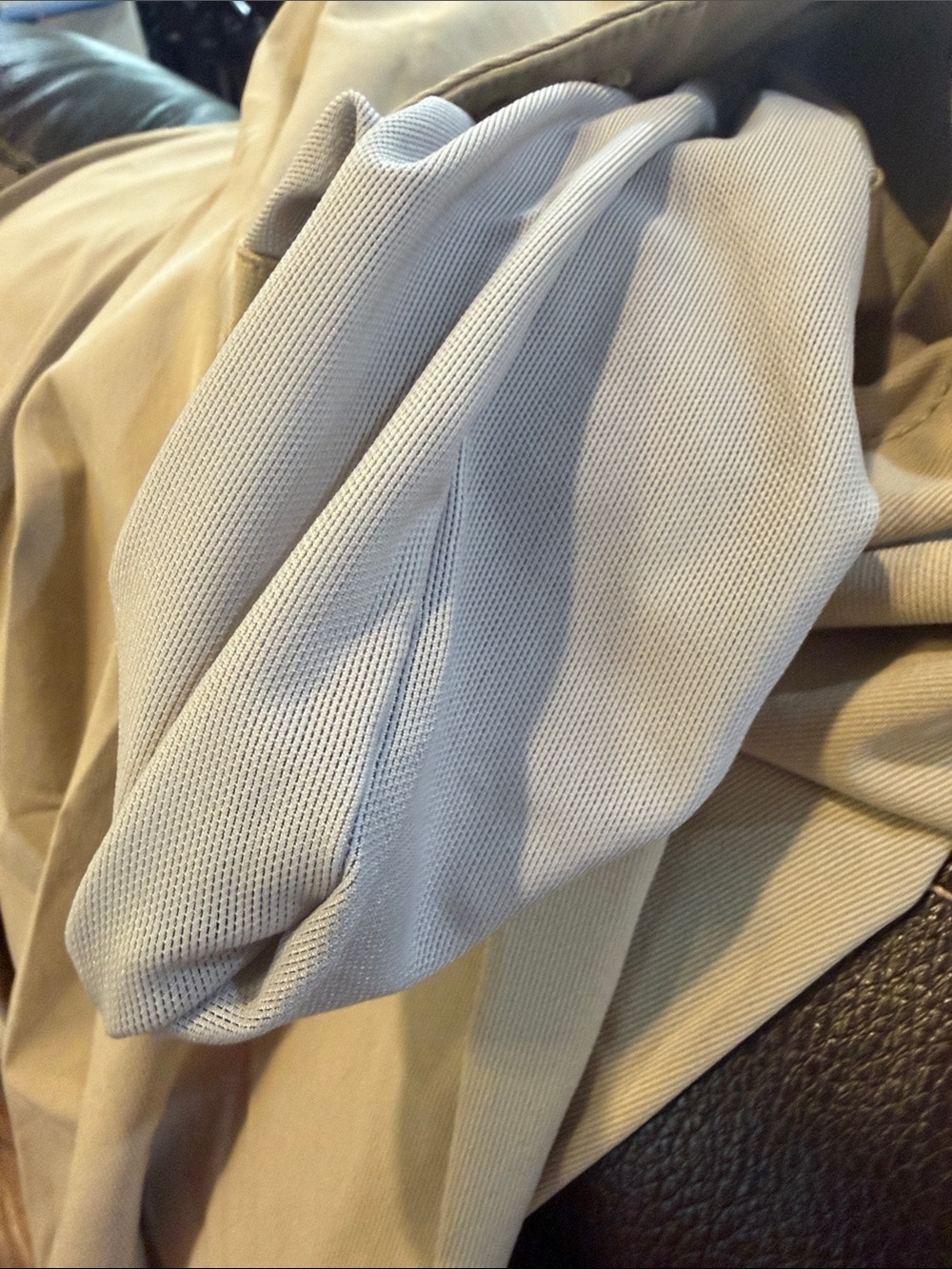 Vineyard Vines by Shep & Ian Men's Quick Dry Light Tan Pants Fairway Paint - Picture 5 of 8